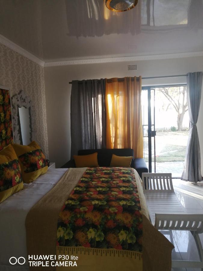 The Lapa Guesthose Bed and Breakfast Welkom Esterno foto